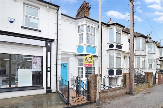 2 Bedroom Terraced